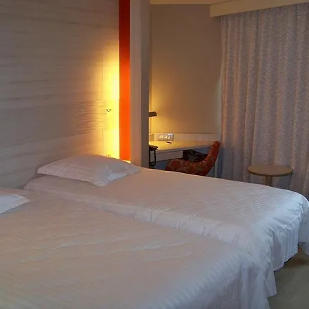 Otel Oceania Ferrand