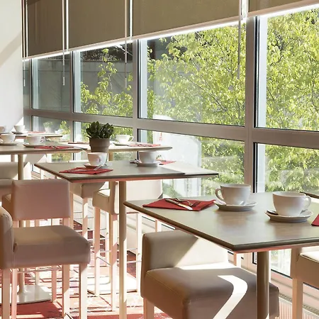 Otel Oceania Ferrand 4*