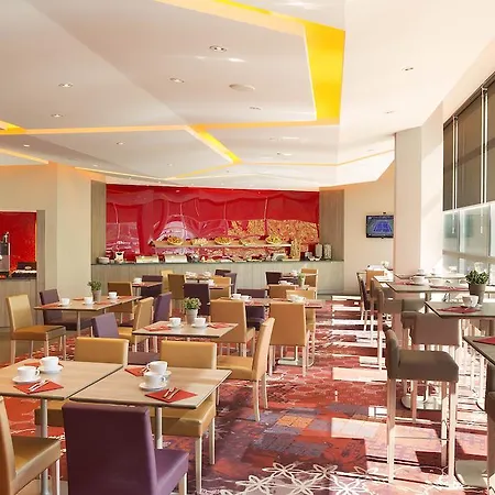 Otel Oceania Ferrand