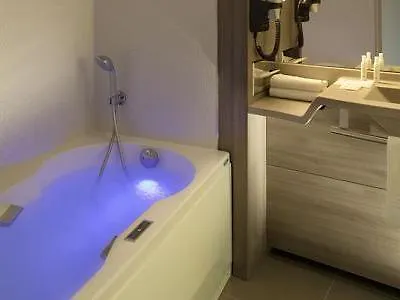 オセアニア クレルモン フェラン ホテル